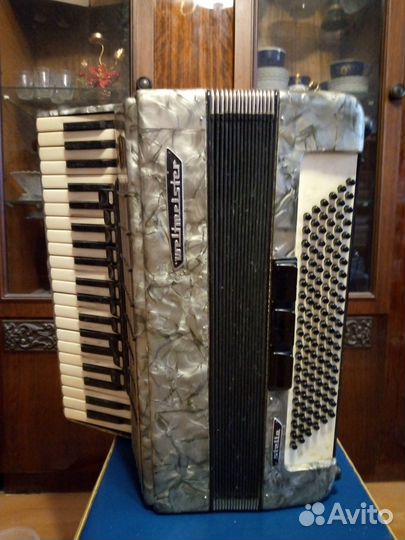 Аккордеон Weltmeister Stella Solo
