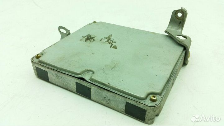 Блок управления двигателем Toyota Estima ACR30 2AZ