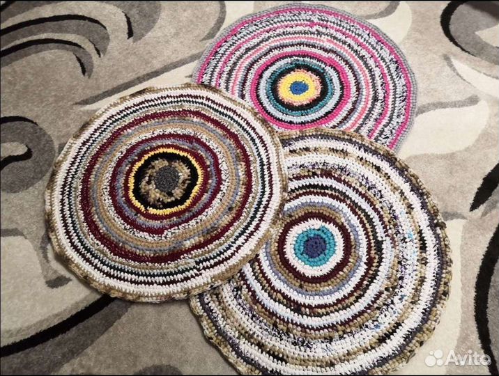 Коврик ручной работы