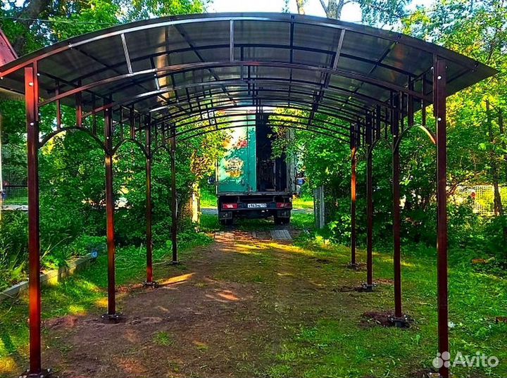 Навес для автомобиля из поликарбоната