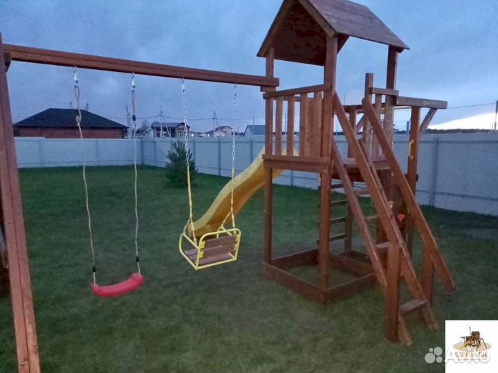 Детская площадка без заноз