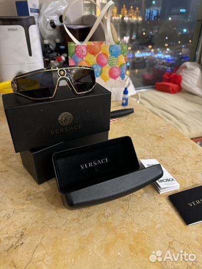 Солнцезащитные очки мужские Versace оригинал доки