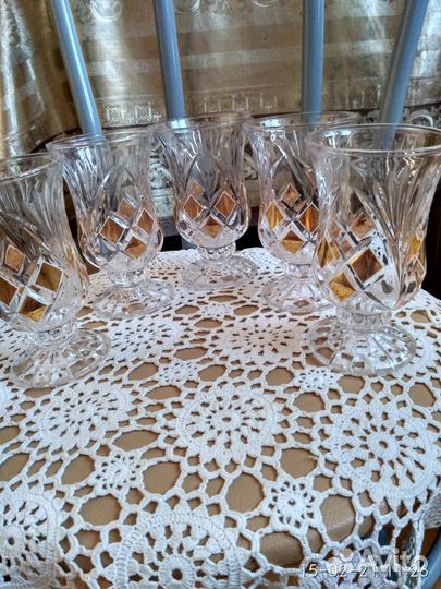 Фужеры И хрустальные рюмки и другое