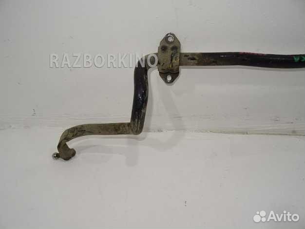 Стабилизатор передний