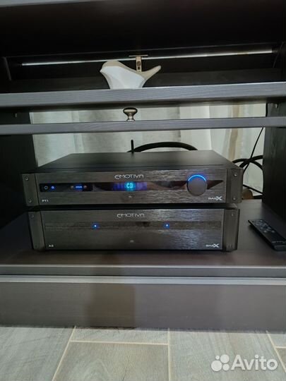 Emotiva PT1 + A2 + сетевые Audioquest