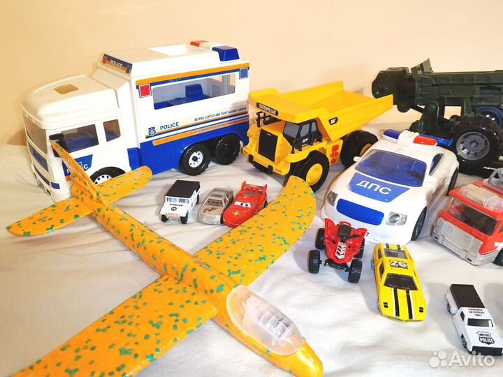 Детские игрушки пакетом. Цена за все