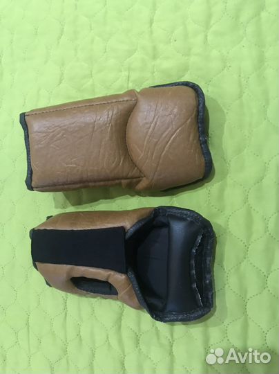 Перчатки для единоборств