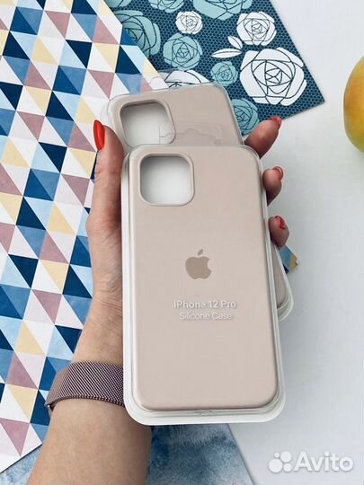 Чехол на iPhone 12 / 12 Pro