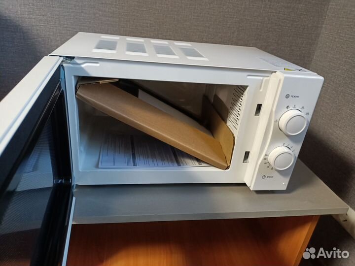 Микроволновая печь новая Candy