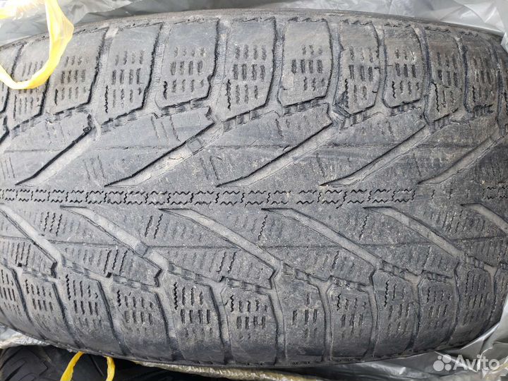 Nokian Tyres Hakkapeliitta R2 SUV 235/65 R17