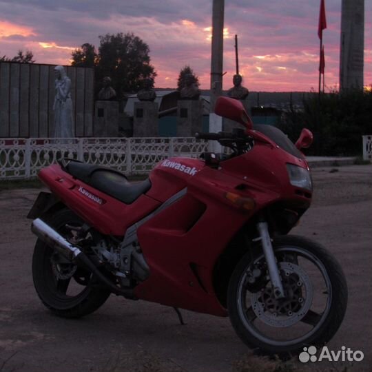 Kawasaki Zzr 250