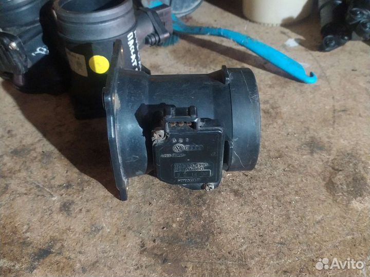 Датчик массового расхода воздуха 078133471c