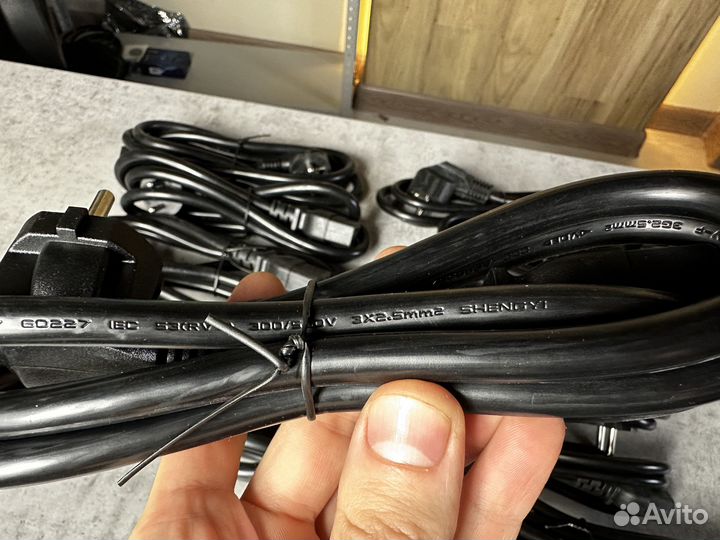 Кабеля питания C13/C19 для Antminer/Whatsminer