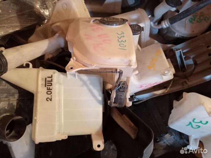 Бачок омывателя Тойота спринтер марино