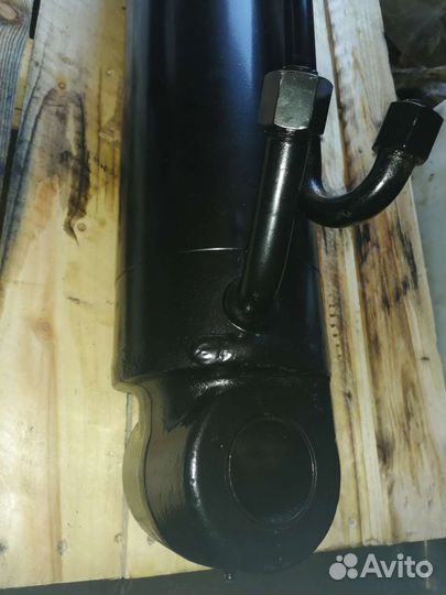 Контрбалластный гидроцилиндр jcb 563/60104