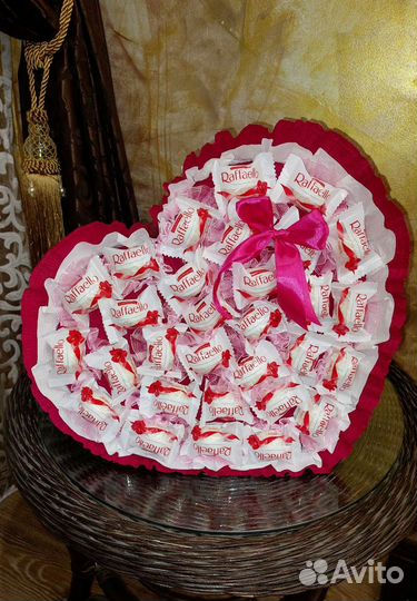 Подарочный букет из конфет