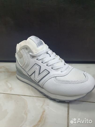 Кроссовки New Balance 574 кожаные с мехом