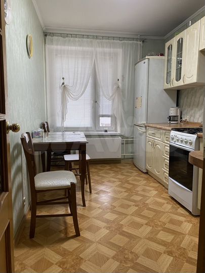 2-к. квартира, 49 м², 6/9 эт.