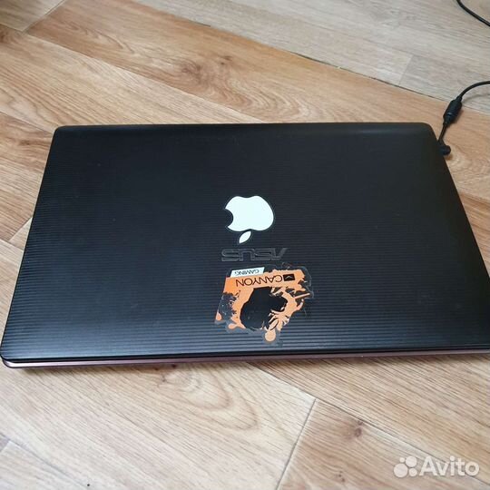 Ноутбук asus