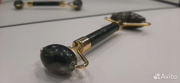 Набор для массажа лица, скребок + массажер