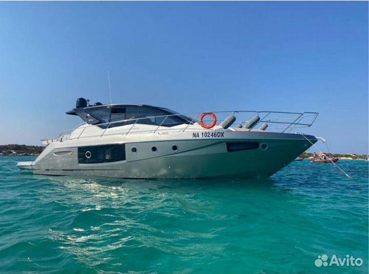 Яхта Моторная Cranchi M44HT 7667