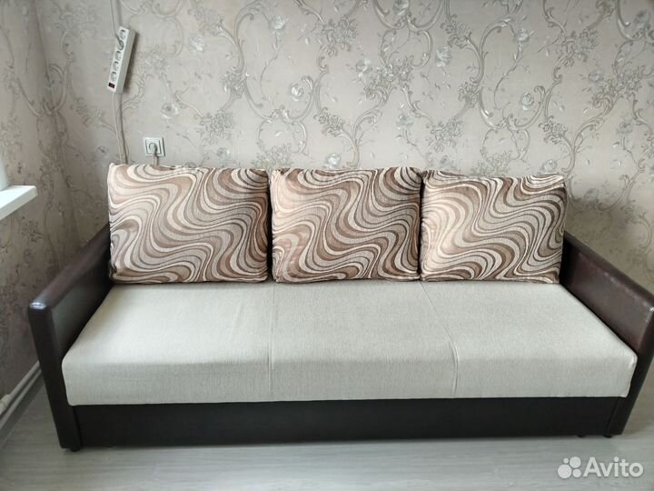 Диванные подушки большие