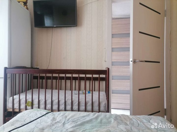 Детская кроватка с матрасом