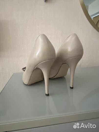 Туфли женские 39 размер