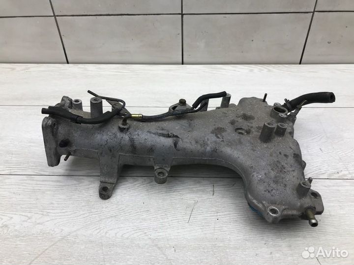 Впускной коллектор Mitsubishi Montero Sport K96W
