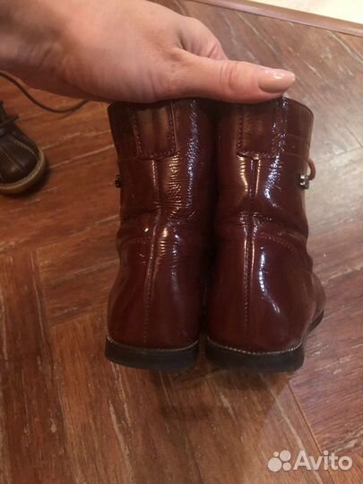 Кожаные ботинки