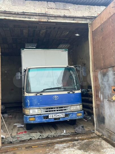 Гараж, > 30 м²