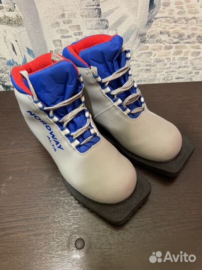 Лыжи детские 150 с ботинками 34