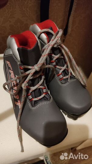 Лыжные ботинки 32 размер