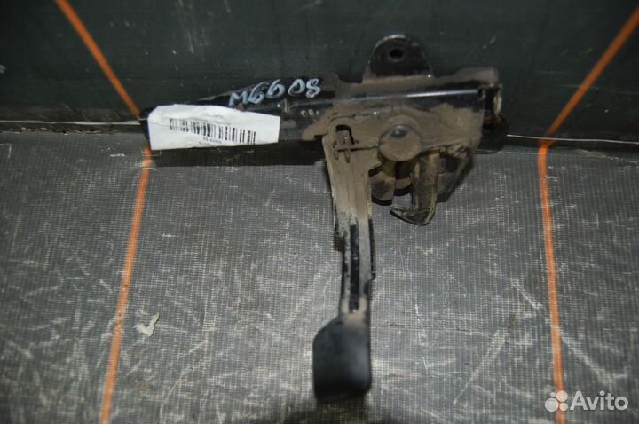 Замок капота - Kia Rio 3