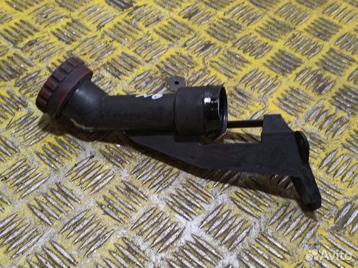 Маслозаливная горловина Man Tgl