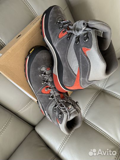 Треккинговые ботинки Dolomite размер 44(43)