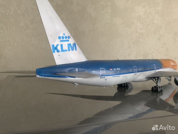 Модель самолета 1:144 Боинг 777 KLM (Boeing 777)