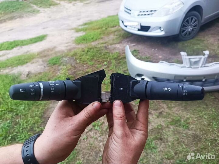 Гитара Nissan Tiida