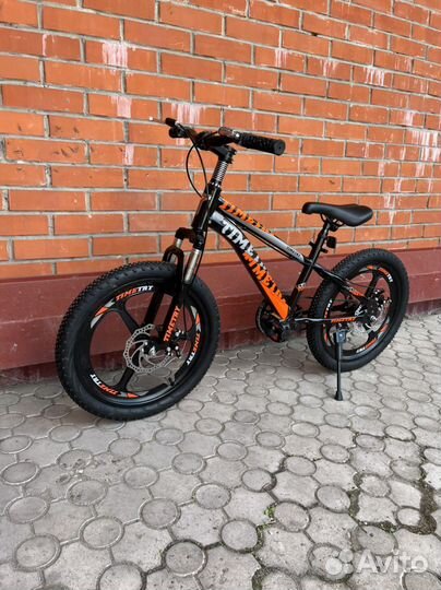 Велосипед 20 диаметр новый