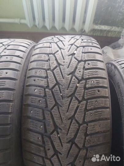 Nokian Tyres Hakkapeliitta 7 235/50 R18 101