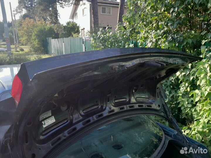 Крышка багажника Audi 80 b3 со спойлером