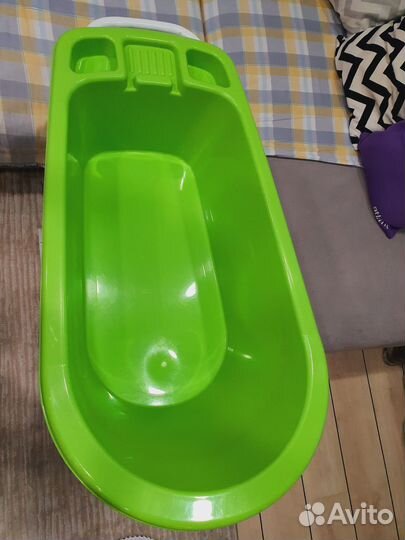 Детская ванночка для купания и подставка