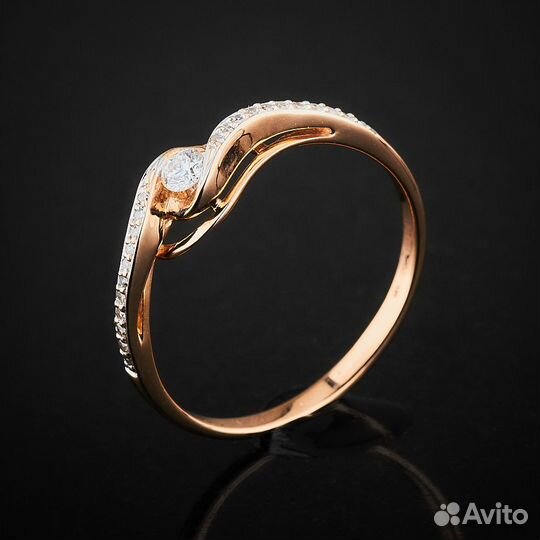 Кольцо из красного золота с бриллиантами