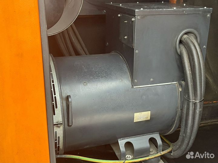 Дизельный генератор 300 квт б/у