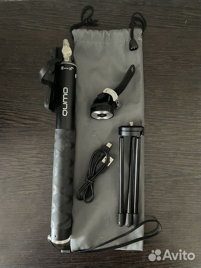 Селфи палка Qumo