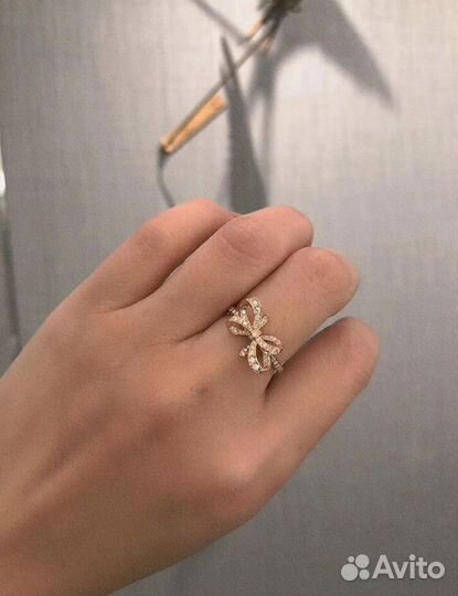 Золотое кольцо Tiffany 7 гр 0.9 ct