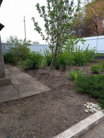 Дом 52 м² на участке 6 сот.