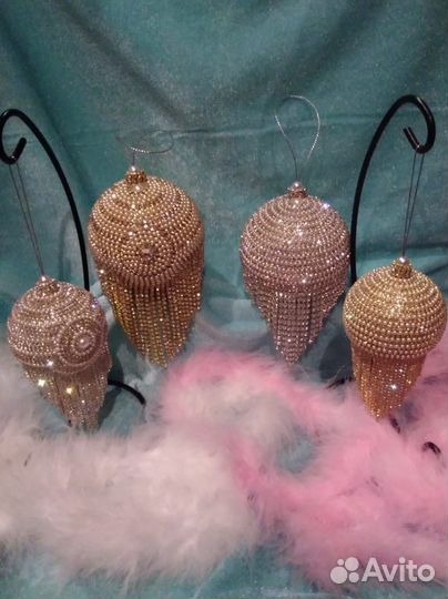 Новогодние игрушки