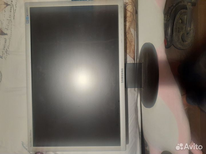 Монитор Samsung