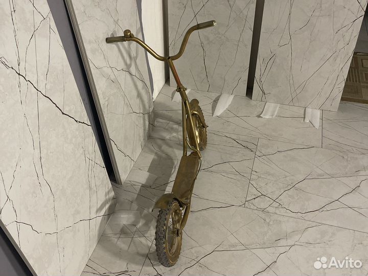 Самокат советский на надувных колесах